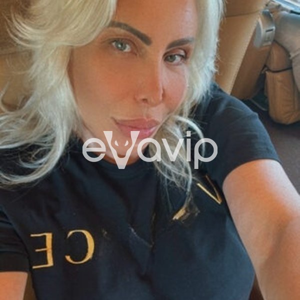 55 - La Contessa Cristiane