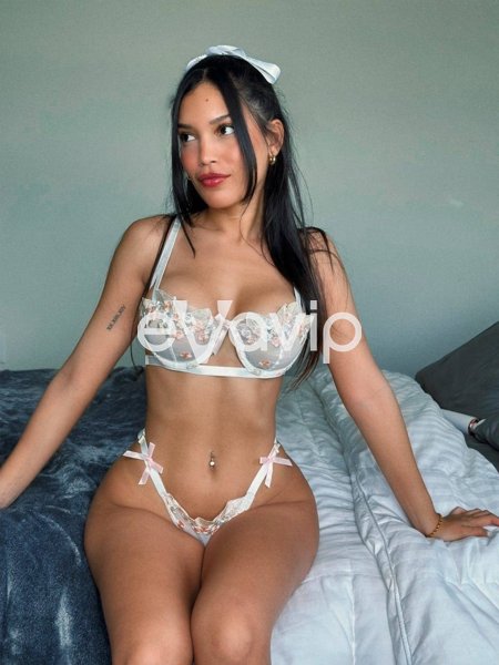 2 - Miranda Delaporte