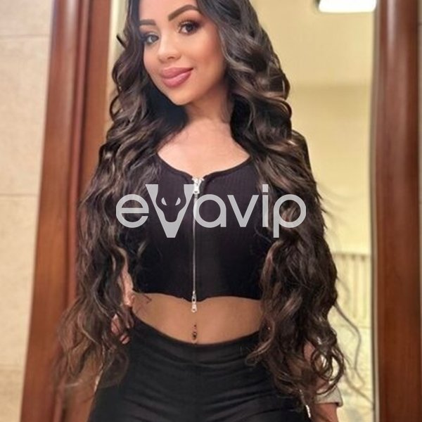 1 - Maialina Dea De Piacere